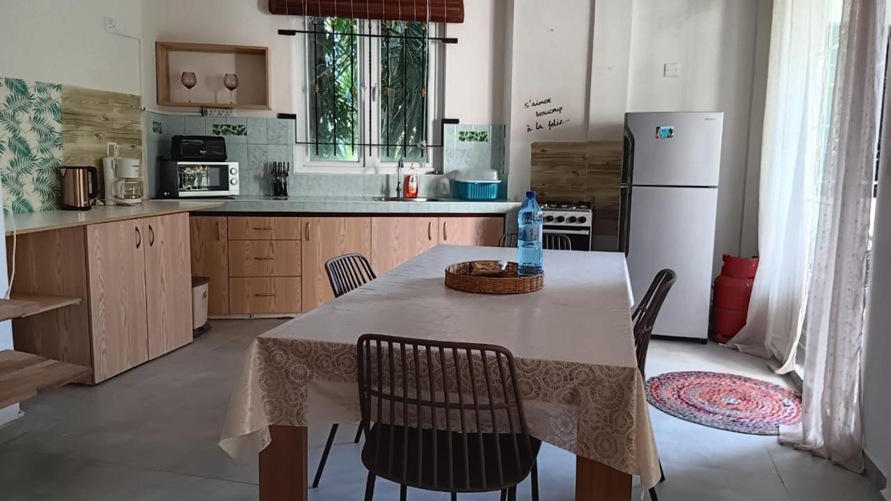 Grand Baie View Appart מראה חיצוני תמונה