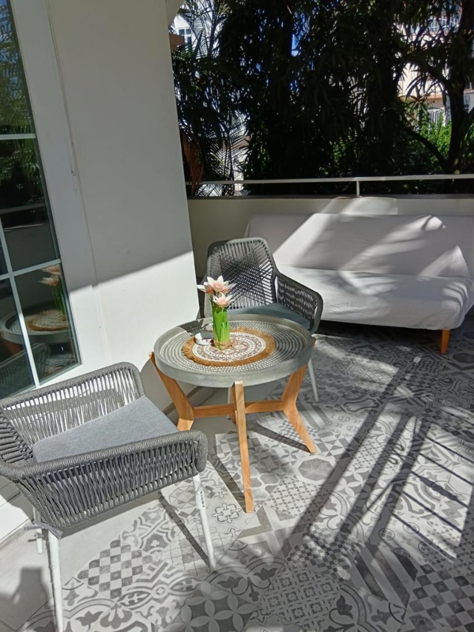 Grand Baie View Appart מראה חיצוני תמונה